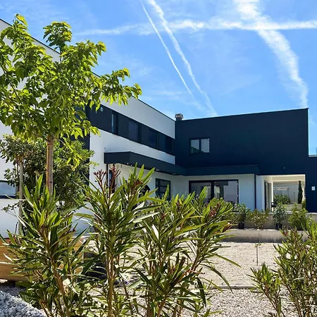 Appartement Luxurious In *